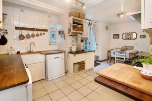 Photo 17- click for photo gallery